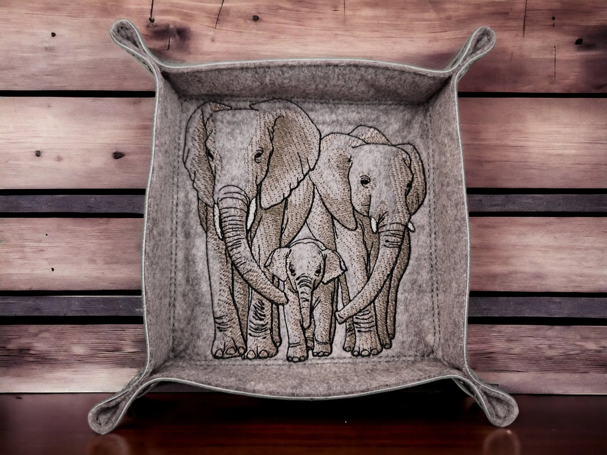 Elephant family dice tray