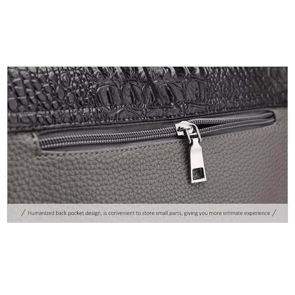 <bold>Messenger / Crossbody Bag <br>Vegan-Leather
