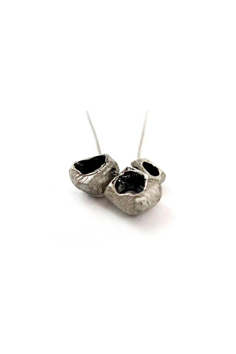 Naia Necklace